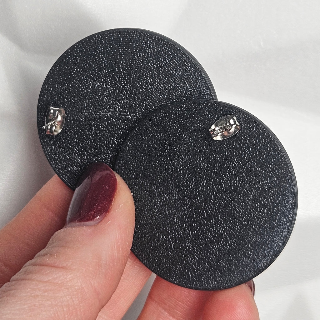 YES and NO set (with rebellion text)