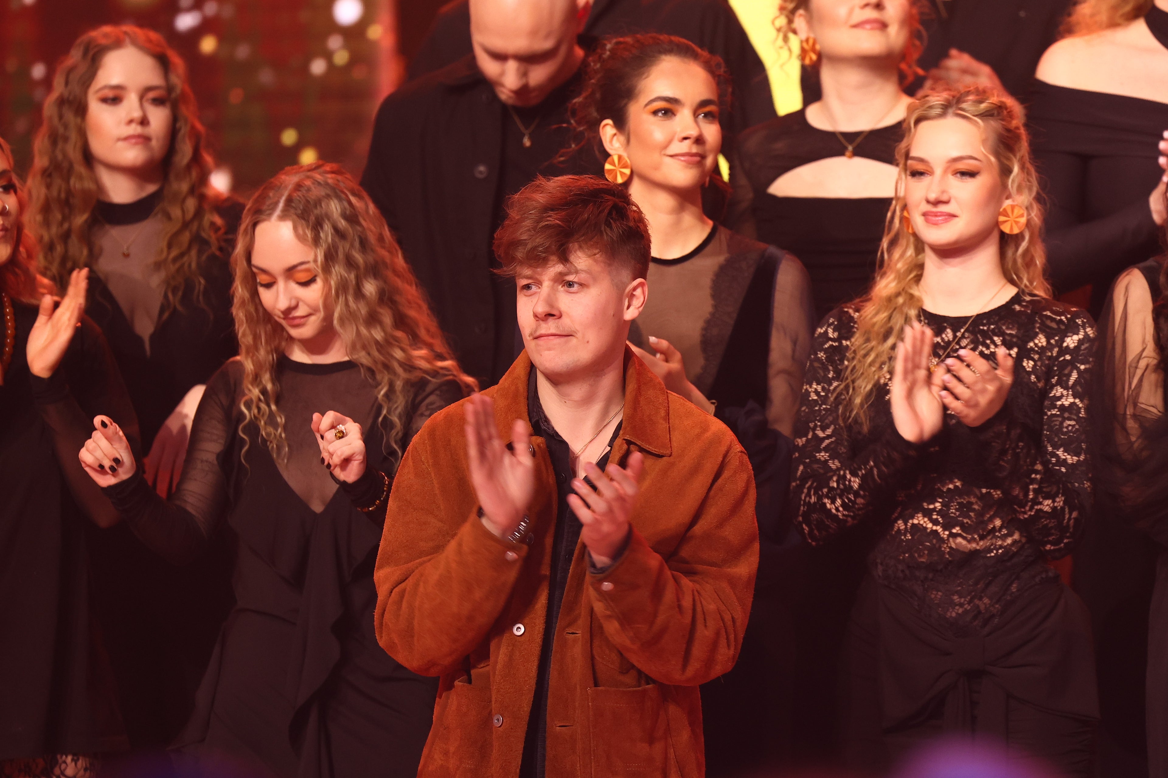 Auskari - pildītie apļi