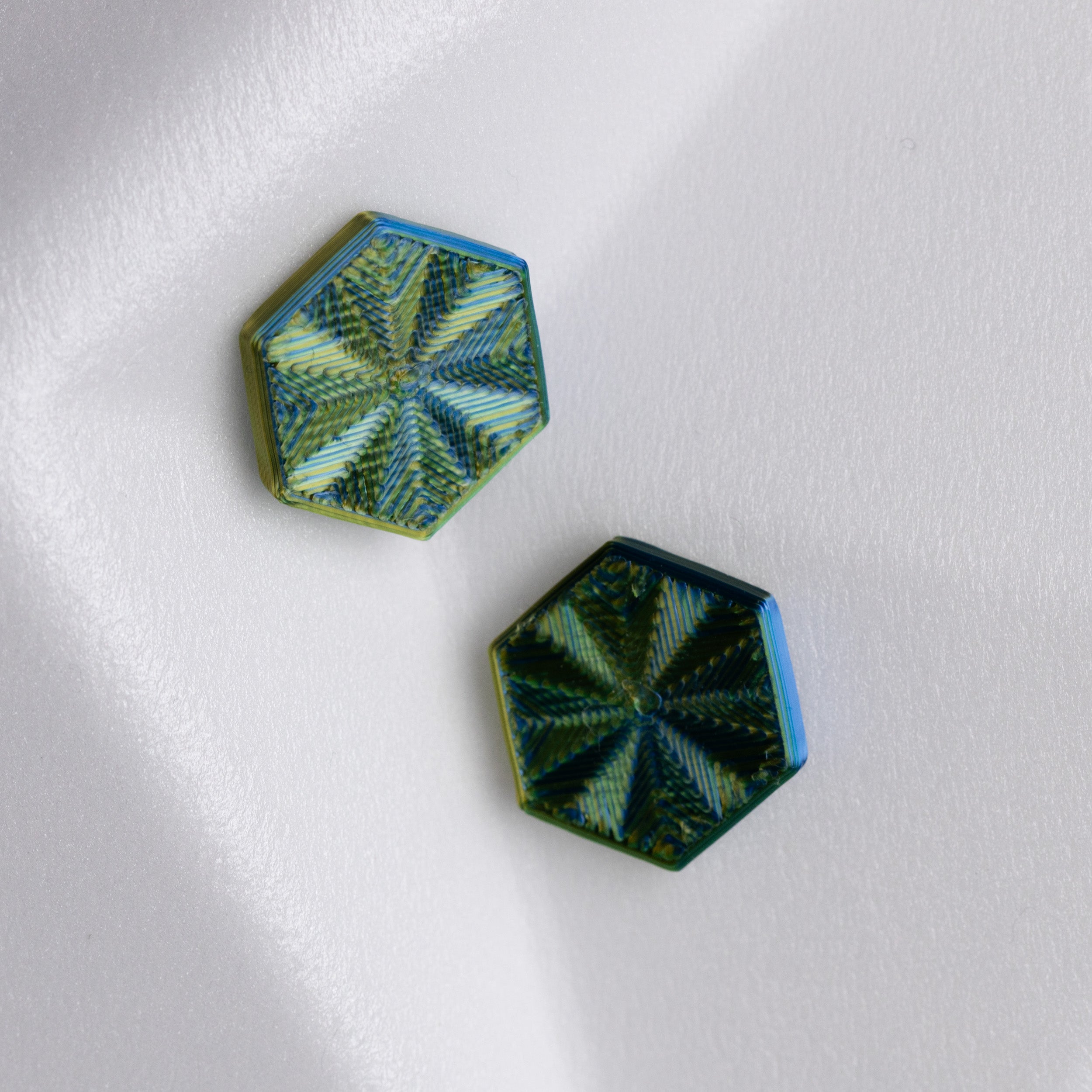 Auskari - Sešstūris