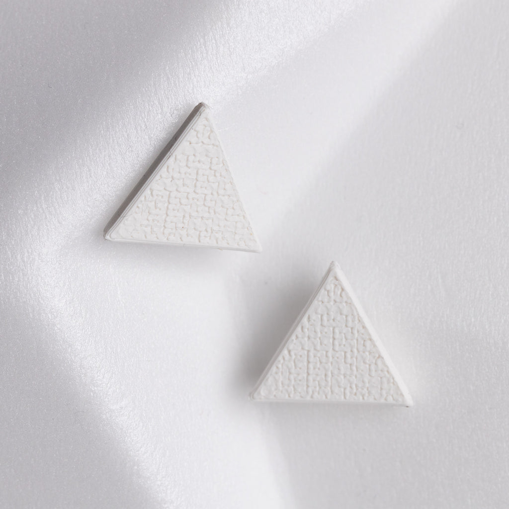 Auskari - Trīsstūris