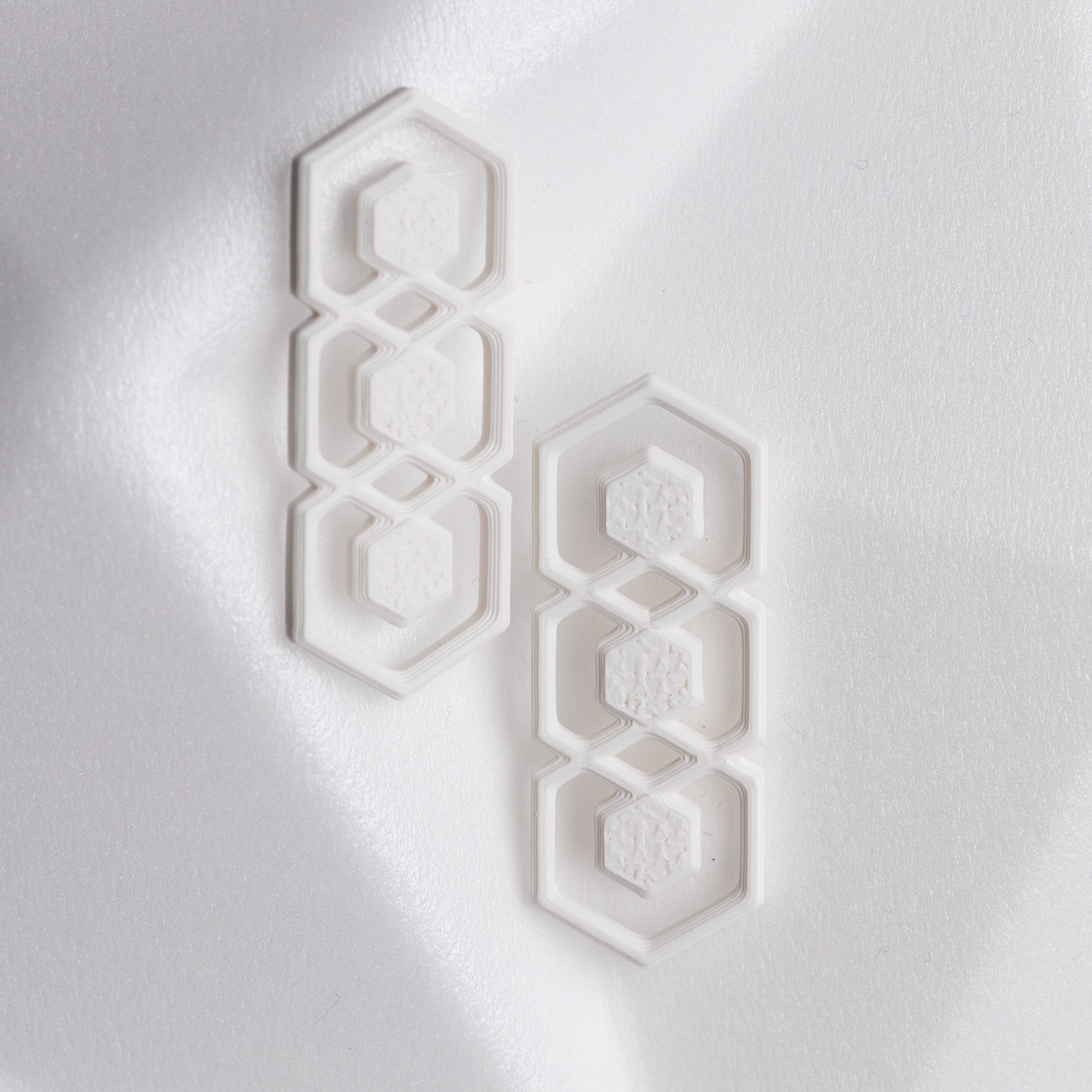 Auskari - Bišu šūna