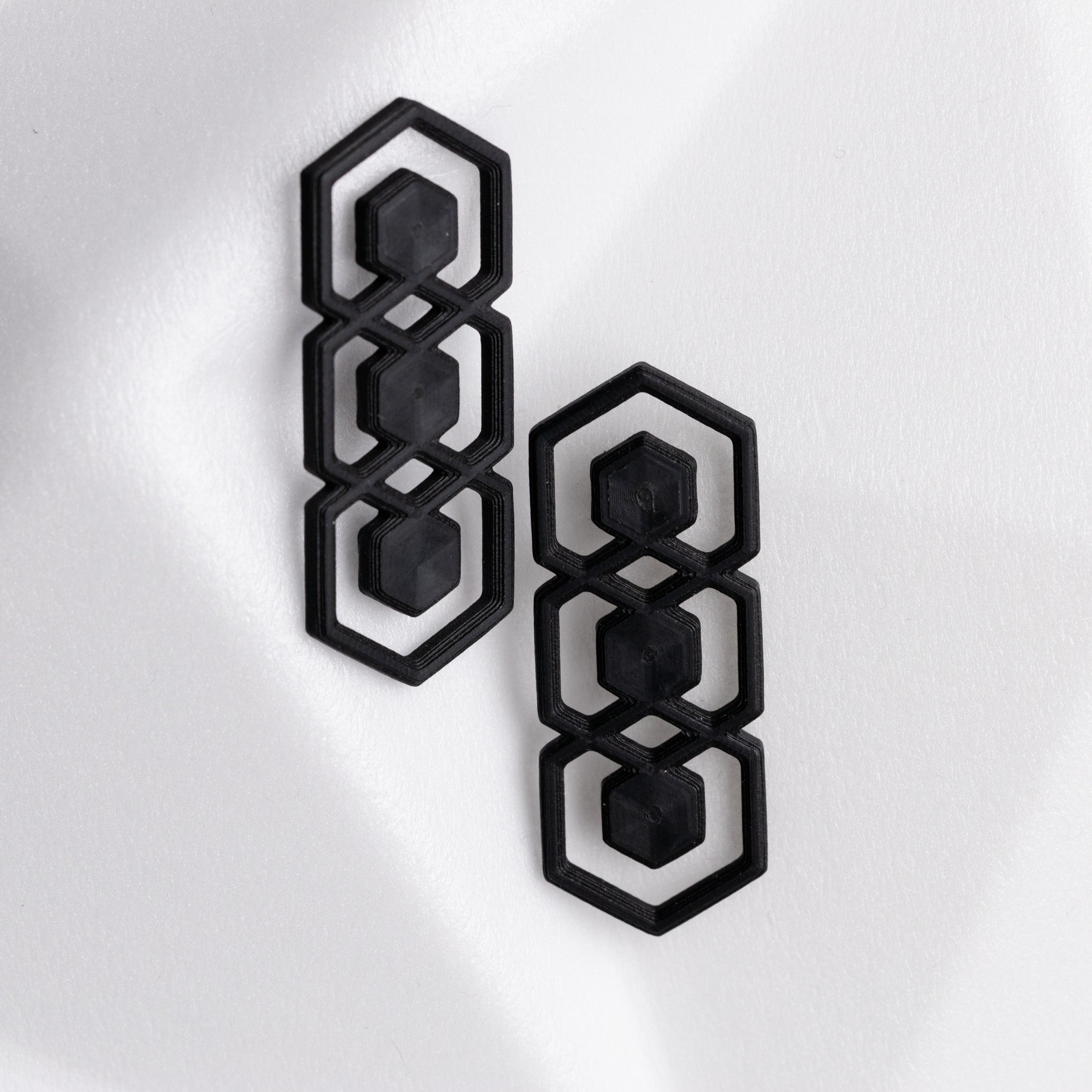 Auskari - Bišu šūna