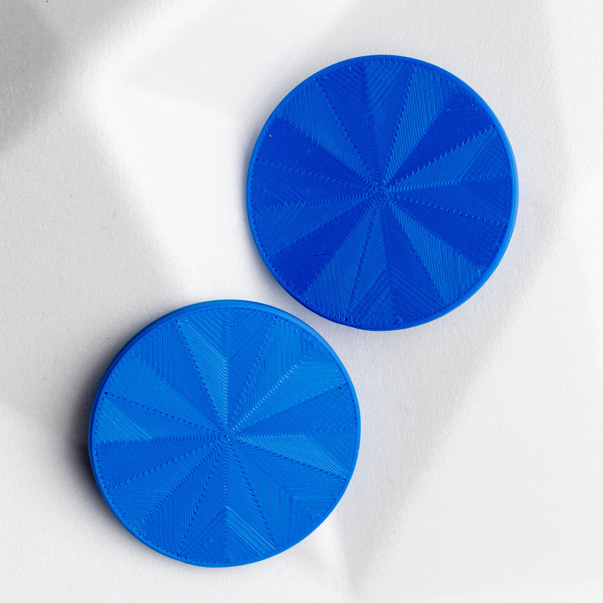 Auskari - pildītie apļi