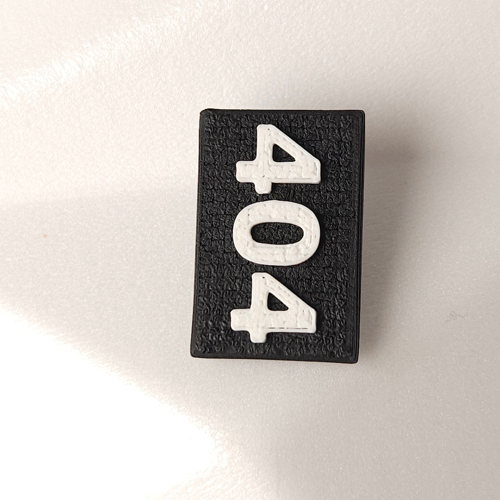 Teksti, simboli, akronīmi. Mazie auskari.