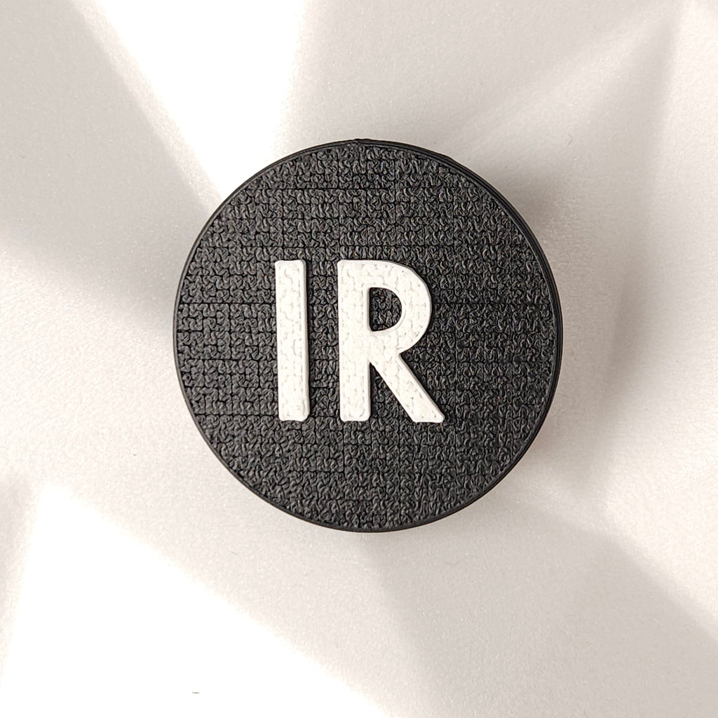 Teksti latviešu valodā. Pieklājīgi.