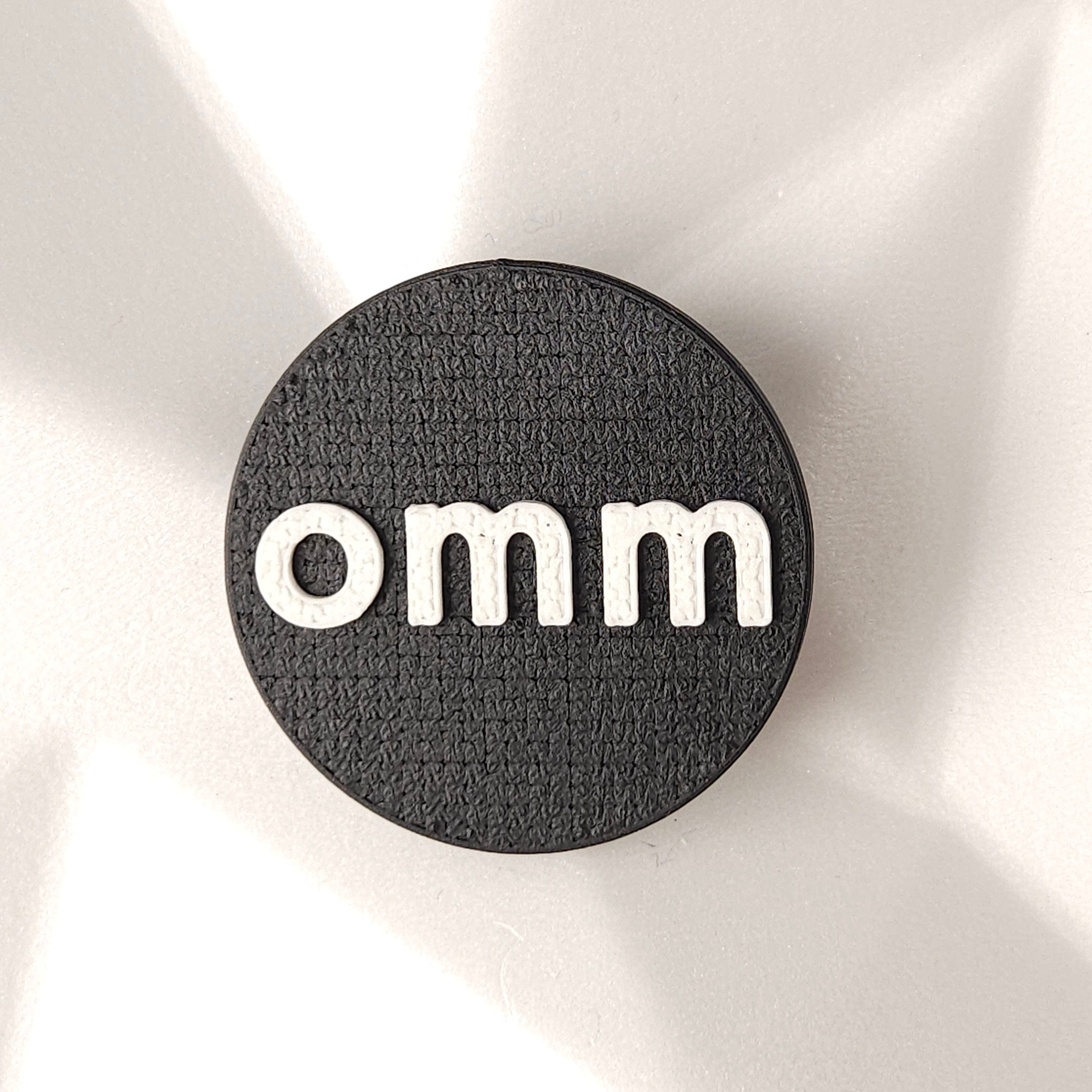 Teksti latviešu valodā. Pieklājīgi.