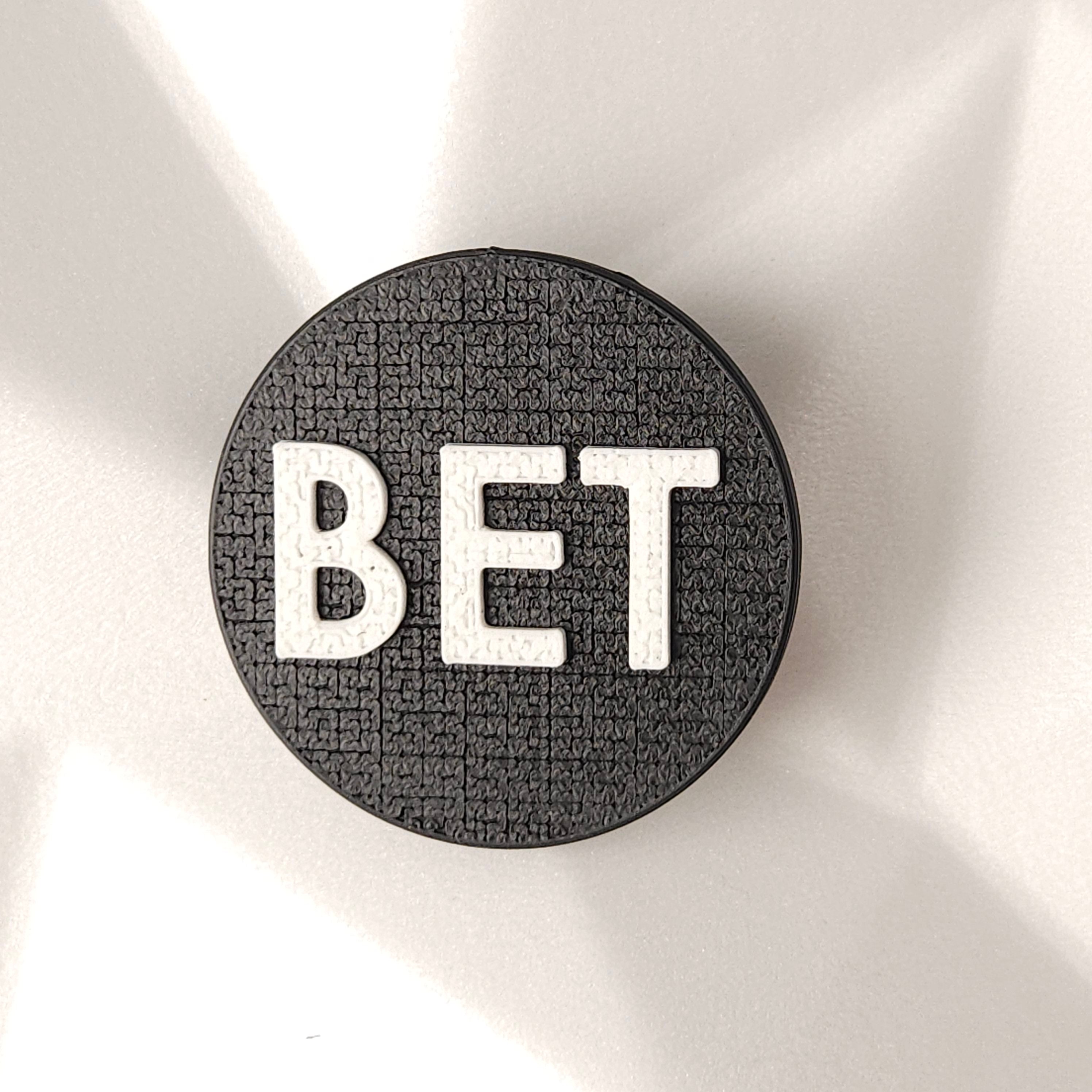 Teksti latviešu valodā. Pieklājīgi.