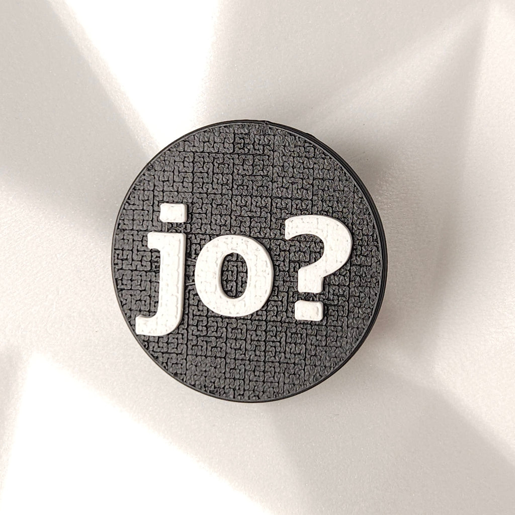 Teksti latviešu valodā. Pieklājīgi.