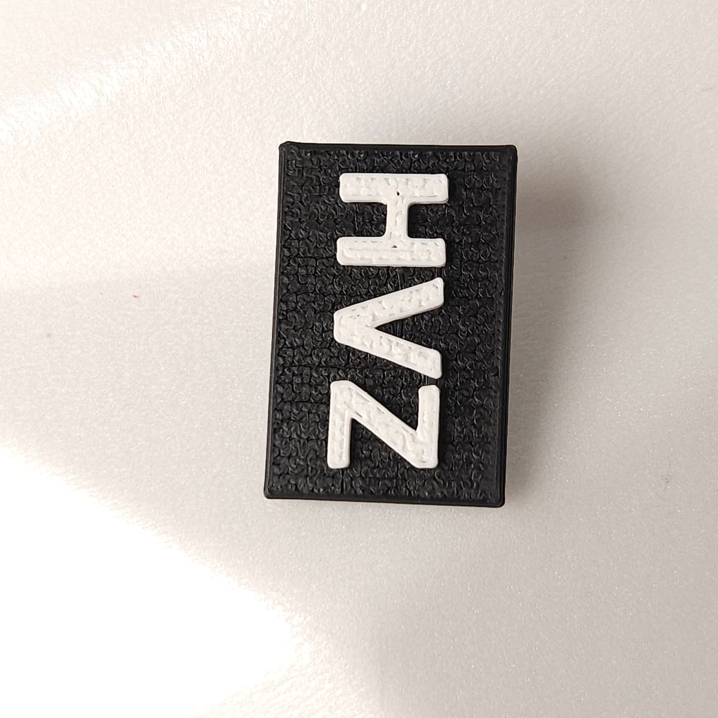 Teksti, simboli, akronīmi. Mazie auskari.